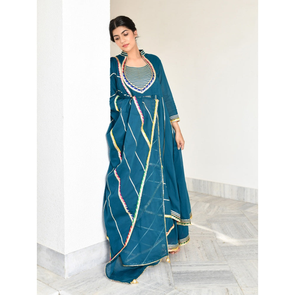 OMAANA Casa Meera Kurta Sharara Set (Set of 3)