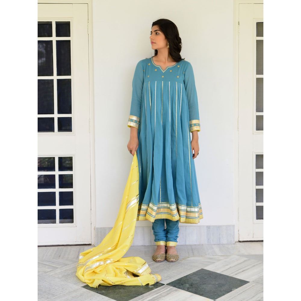 OMAANA Firoz Adaa Anarkali Kurta Set (Set of 3)