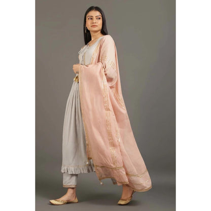 OMAANA Women Mulmul Grey Kurta with Pant and Dupatta