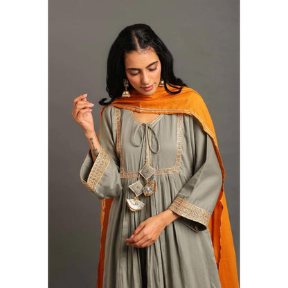 OMAANA Women Mulmul Grey Kurta with Pant and Dupatta
