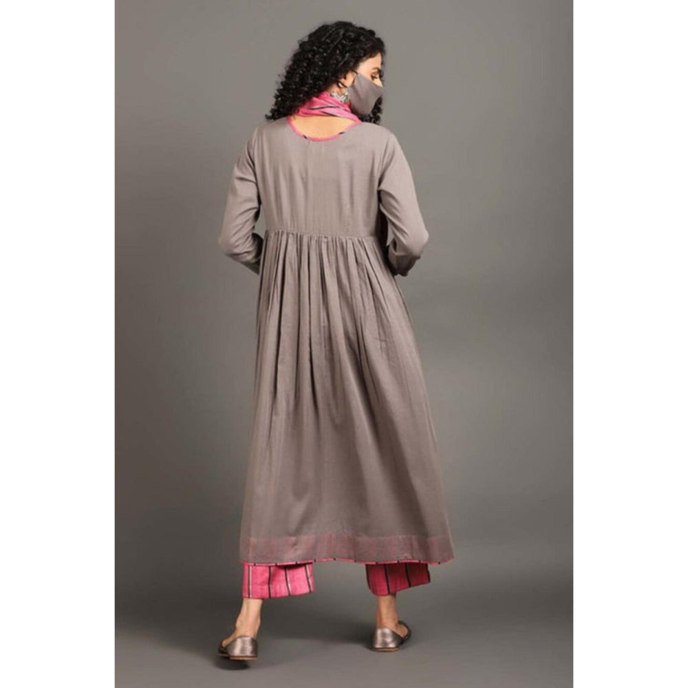 OMAANA Women Mulmul Grey Kurta with Pant and Dupatta