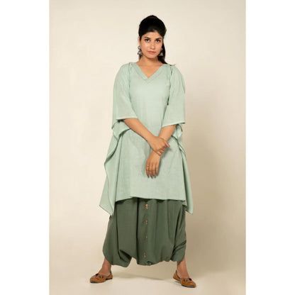 OMAANA Women Chanderi Green Kurta with Dhoti