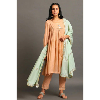 OMAANA Women Mulmul Peach Kurta with Pant and Dupatta