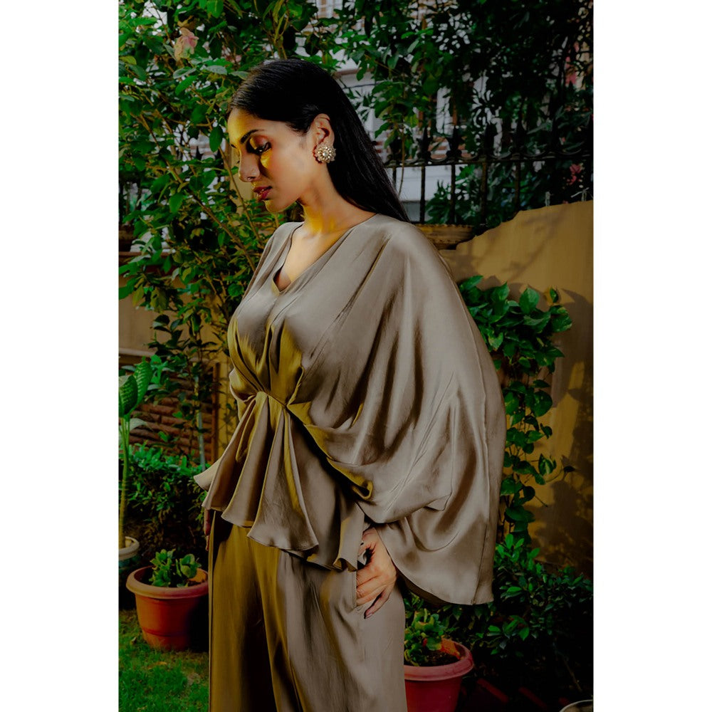 Omana by Ranjana Bothra Stone Cowl Co-Ord (Set of 2)