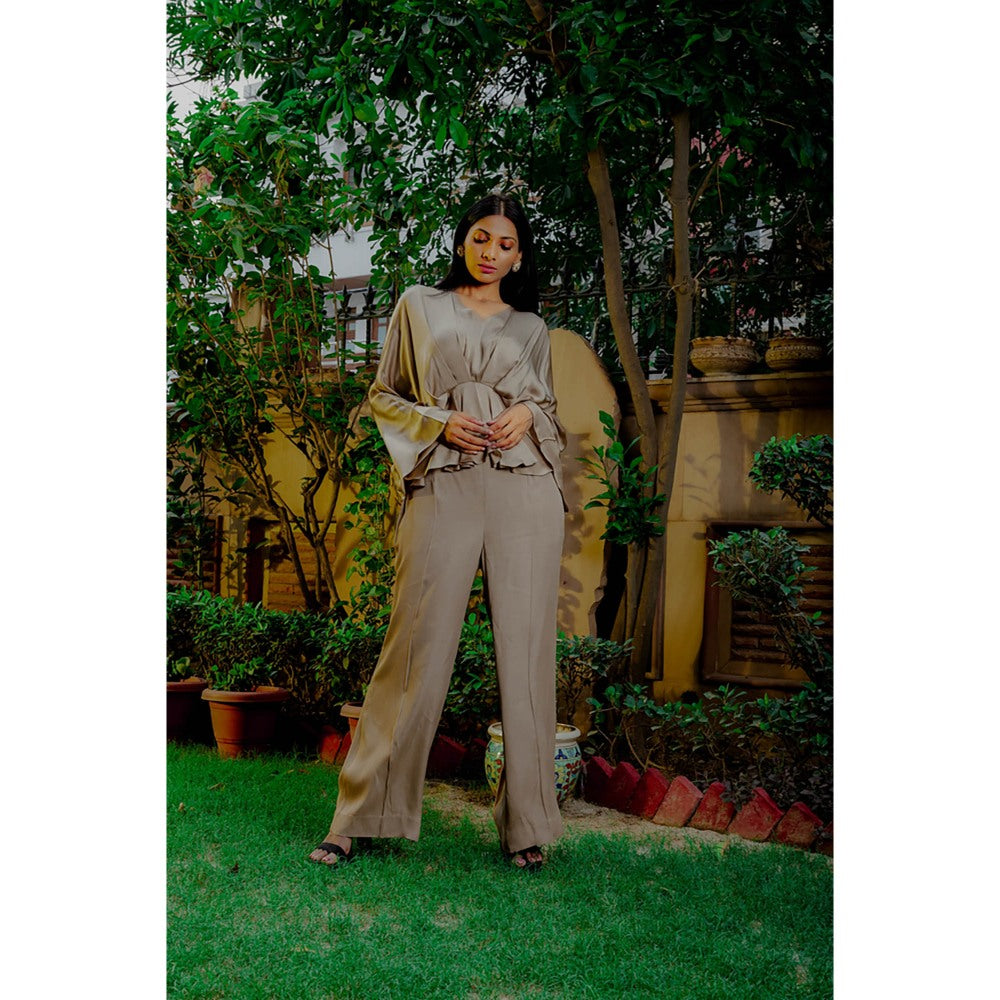 Omana by Ranjana Bothra Stone Cowl Co-Ord (Set of 2)