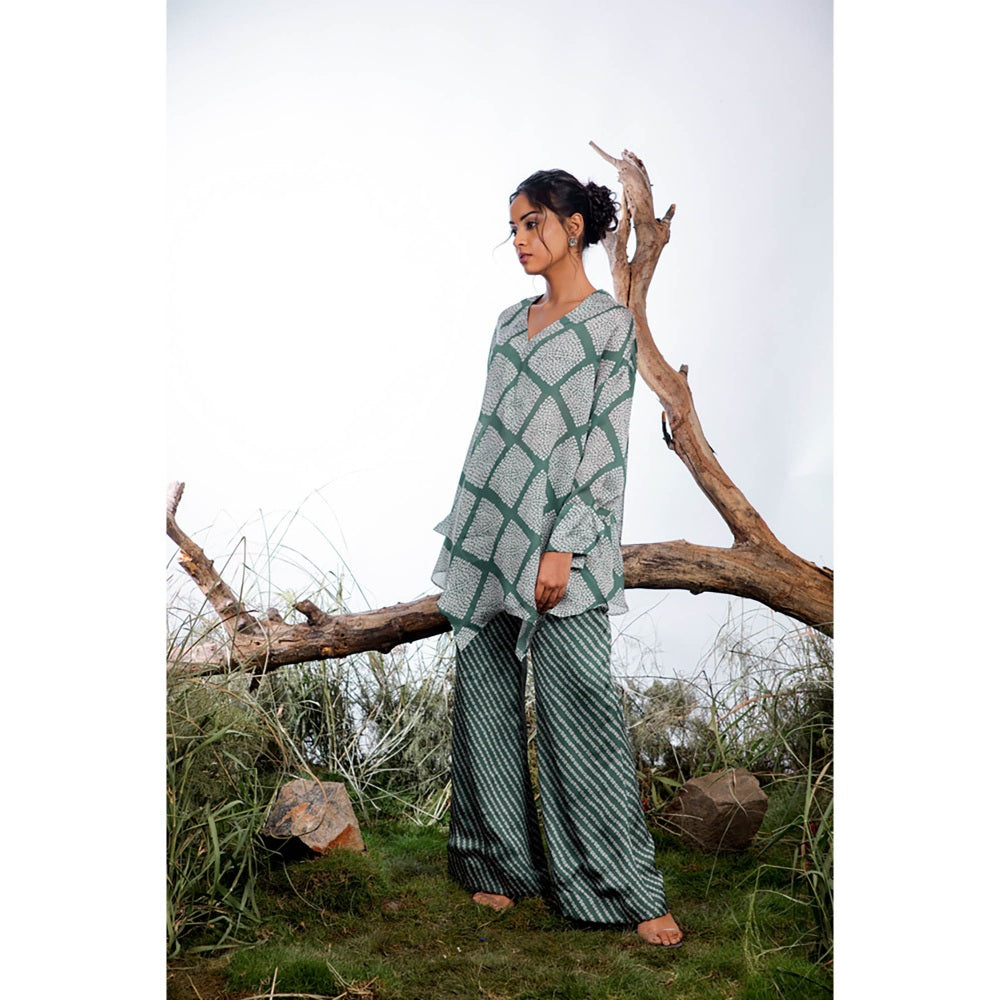 Omana by Ranjana Bothra Blue Printed Amy Co-Ord (Set of 3)