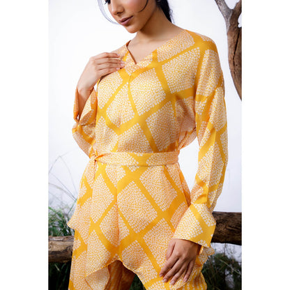 Omana by Ranjana Bothra Yellow Printed Amy Co-Ord (Set of 3)