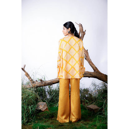Omana by Ranjana Bothra Yellow Printed Amy Co-Ord (Set of 3)