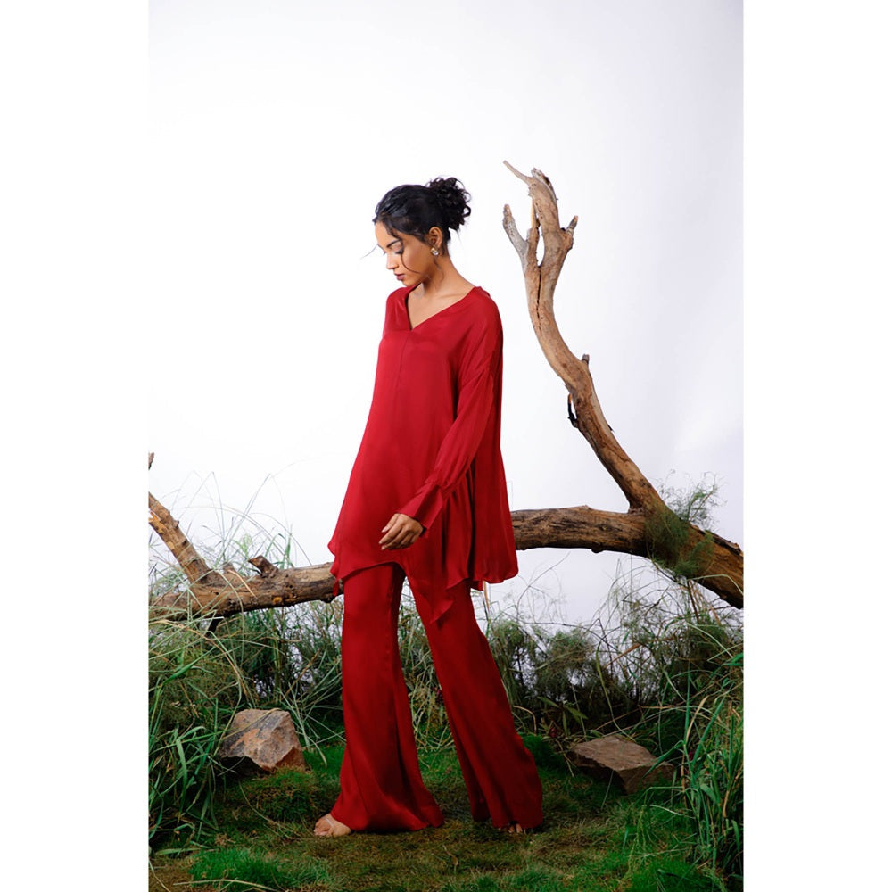 Omana by Ranjana Bothra Red Amy Co-Ord With Belt (Set of 3)
