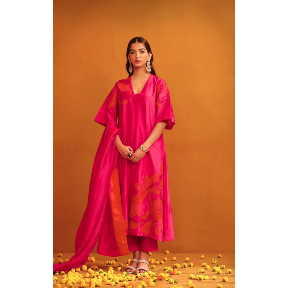 Omana by Ranjana Bothra Pink Jasmine Applique Kurta with Pant and Dupatta (Set of 3)