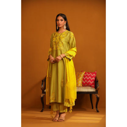 Omana by Ranjana Bothra Green Nafeesa Applique Kurta with Pant and Dupatta (Set of 3)