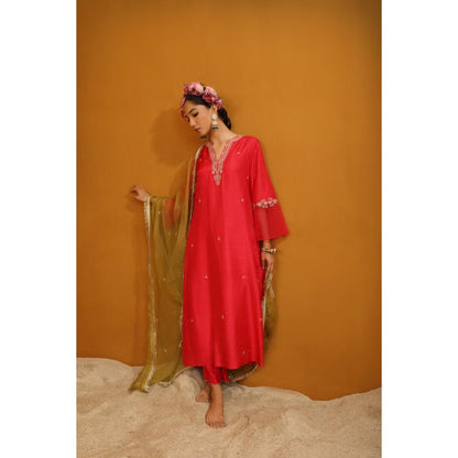 Omana by Ranjana Bothra Pink Shehnaz Kurta with Pant and Dupatta (Set of 3)