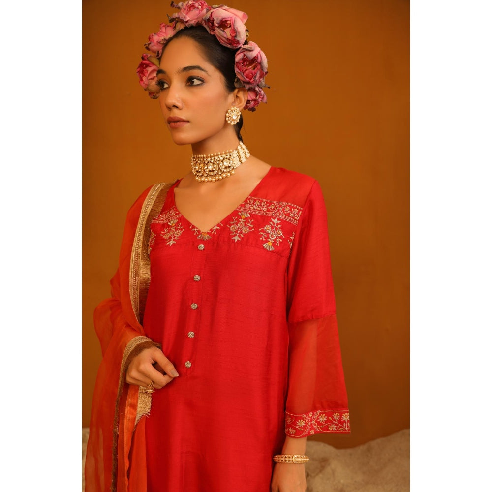 Omana by Ranjana Bothra Red Zeenat Kurta with Pant and Dupatta (Set of 3)