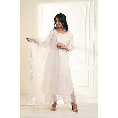 Omana by Ranjana Bothra Ivory Embroidered Kurta With Pant And Dupatta