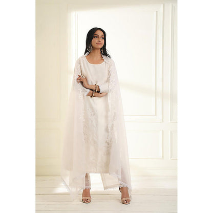 Omana by Ranjana Bothra Ivory Embroidered Kurta With Pant And Dupatta