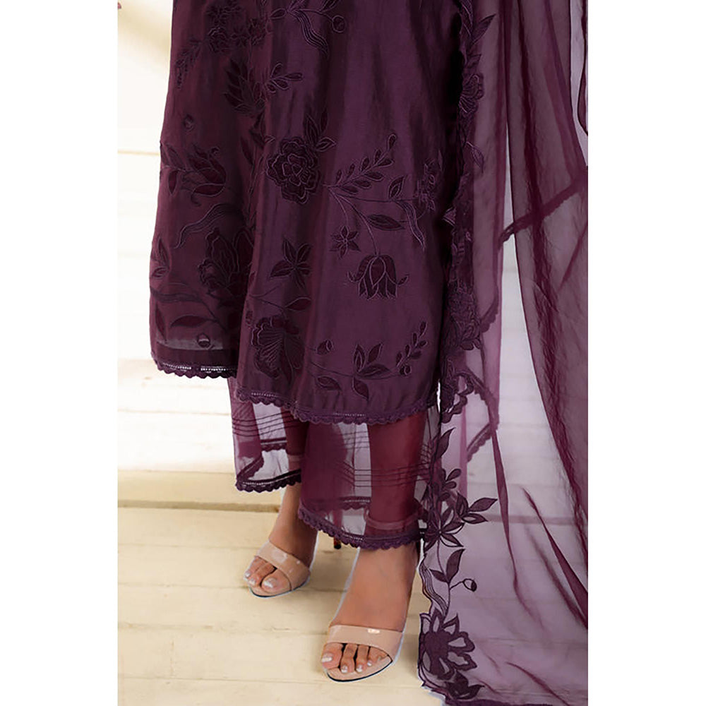 Omana by Ranjana Bothra Wine Embroidered Kurta With Pant And Dupatta