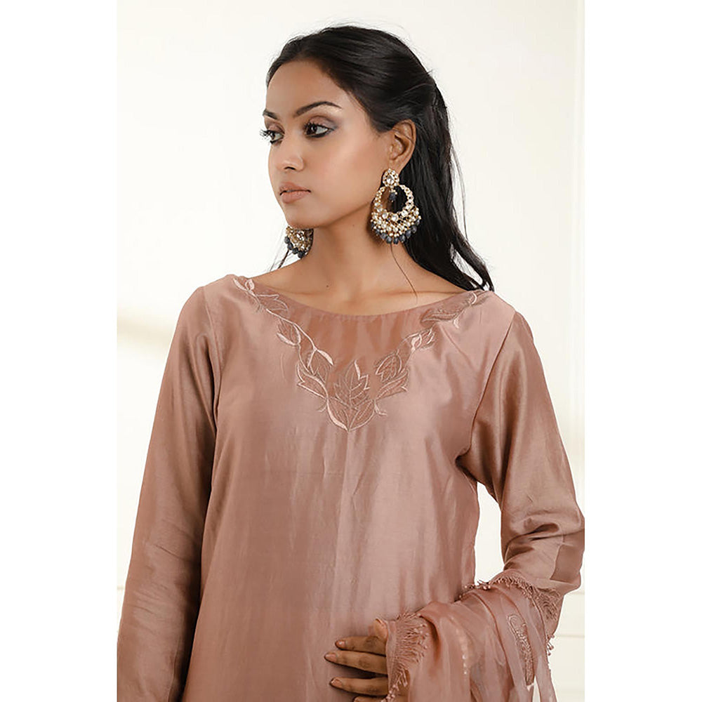 Omana by Ranjana Bothra Rose Gold Embroidered Kurta With Pant And Dupatta