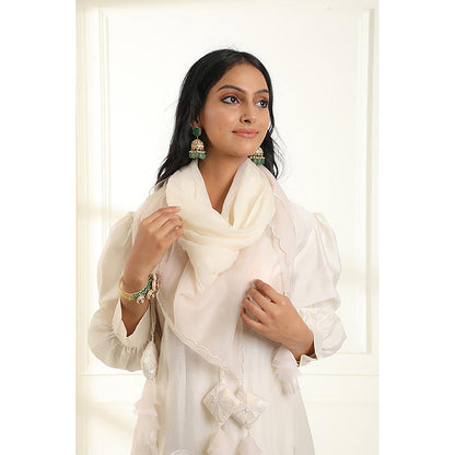 Omana by Ranjana Bothra Ivory Embroidered Puff Sleeves Kurta With Pant And Dupatta