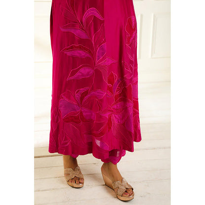 Omana by Ranjana Bothra Pink Embroidered Puff Sleeves Kurta With Pant And Dupatta