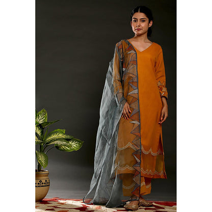 Omana by Ranjana Bothra Orange Solid/Plain Kurta With Pant And Dupatta