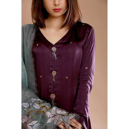 Omana by Ranjana Bothra Purple Embroidered V-Neck Kurta With Pant And Dupatta