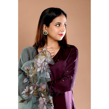 Omana by Ranjana Bothra Purple Embroidered V-Neck Kurta With Pant And Dupatta
