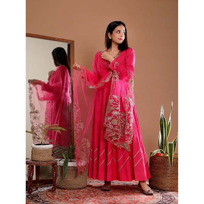 Omana by Ranjana Bothra Pink Embroidered V-Neck Anarkali With Pant And Dupatta