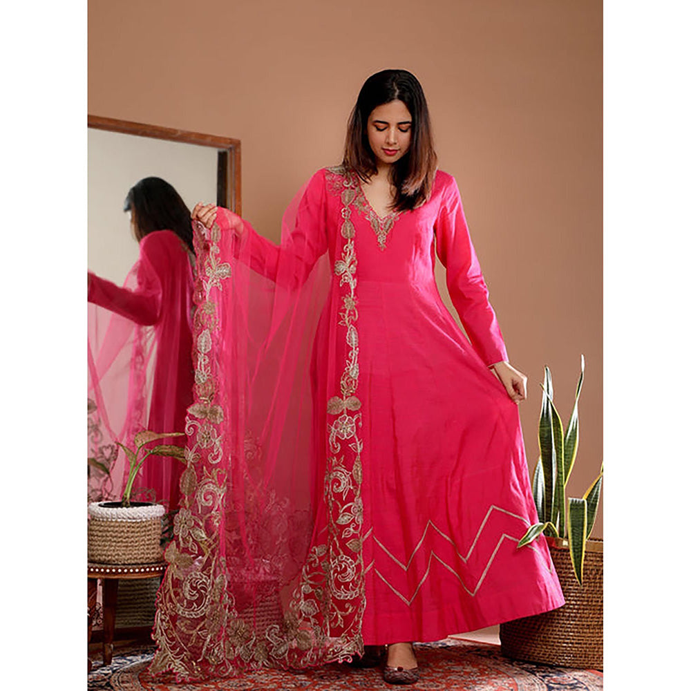 Omana by Ranjana Bothra Pink Embroidered V-Neck Anarkali With Pant And Dupatta