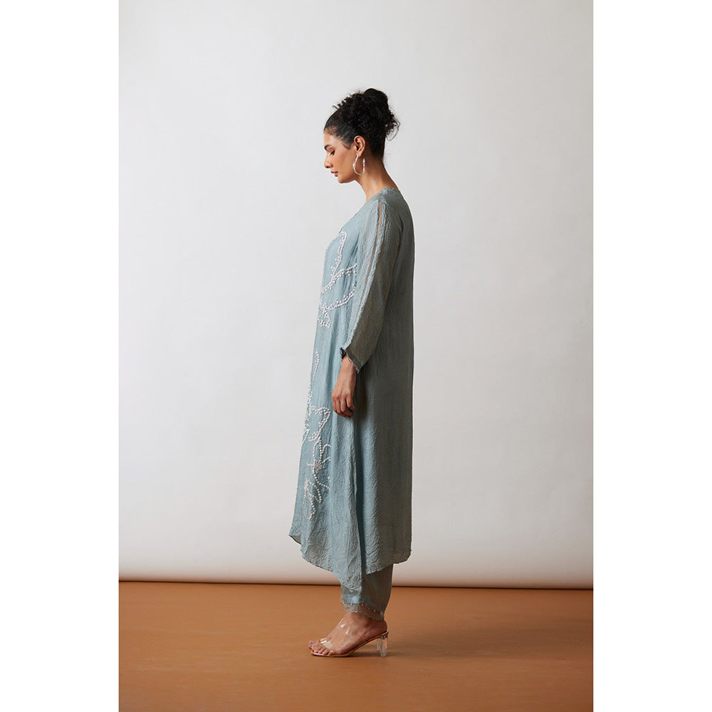 One Not Two Cloud Blue Crushed Silk Floral Embroidery kurta & Pant (Set of 2)