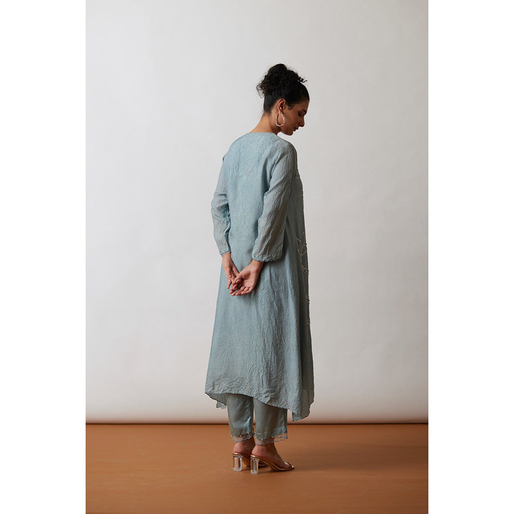 One Not Two Cloud Blue Crushed Silk Floral Embroidery kurta & Pant (Set of 2)