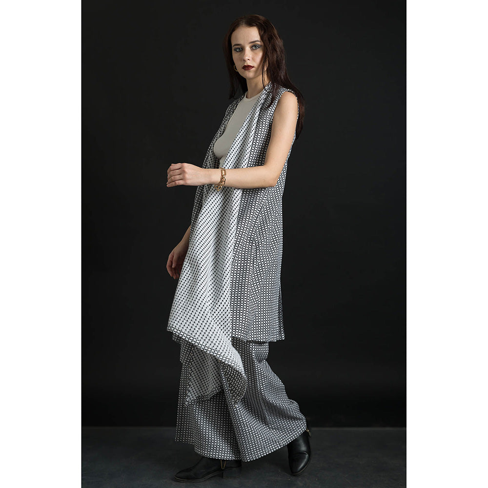 ORCR Bohom Checks Sleeveless Multi-Color Jacket with Pant (Set of 2)