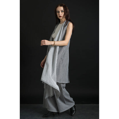 ORCR Bohom Checks Sleeveless Multi-Color Jacket with Pant (Set of 2)