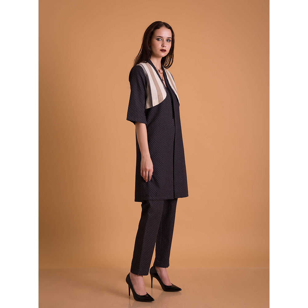 ORCR Jacqua Checks Half Sleeves Black Jacket with Pant (Set of 2)