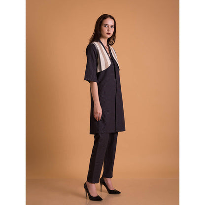 ORCR Jacqua Checks Half Sleeves Black Jacket with Pant (Set of 2)