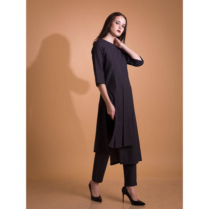 ORCR Conto Geometric Three Fourth Sleeves Black Top with Pant (Set of 2)