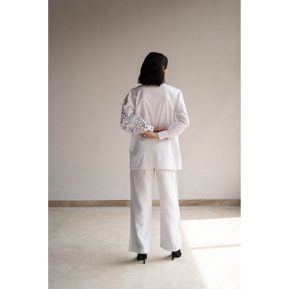 ORIGANI Blossom White Embroidered Shirt