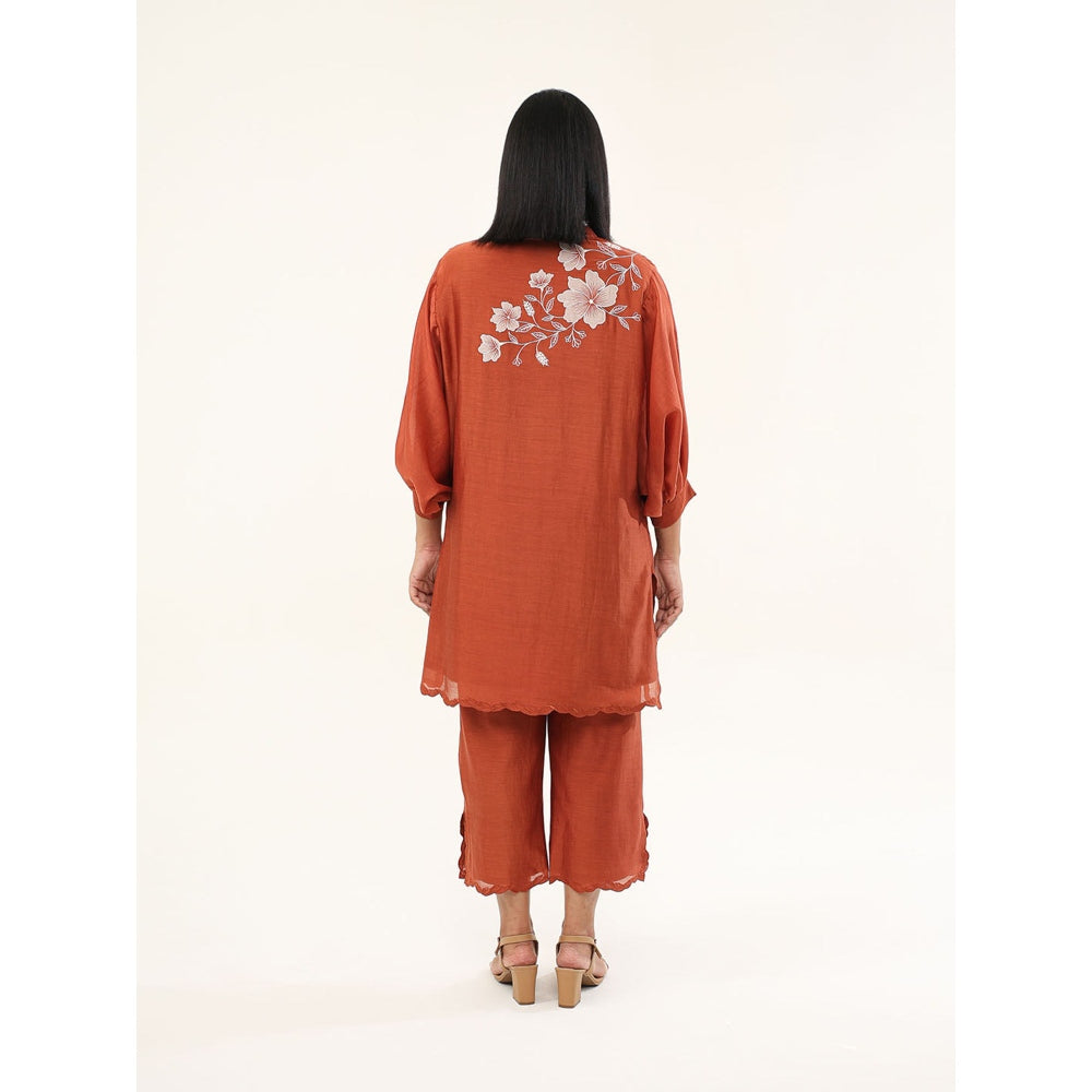 ORIGANI Forget-Me-Not Suit Kurta with Pant (Set of 2)