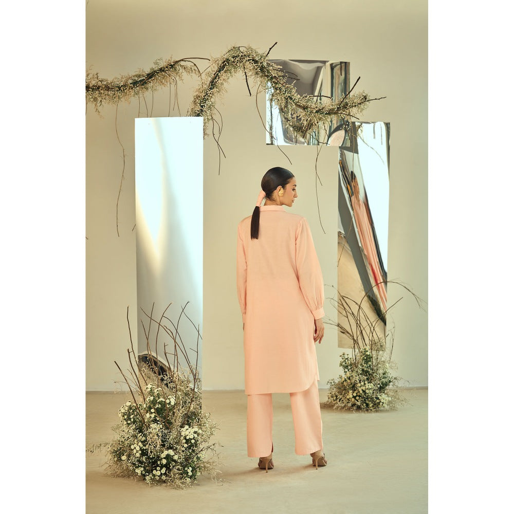 ORIGANI Peach Paradise Kurta with Pant (Set of 2)