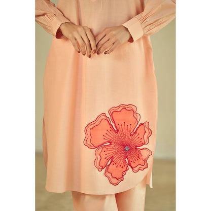 ORIGANI Peach Paradise Kurta with Pant (Set of 2)