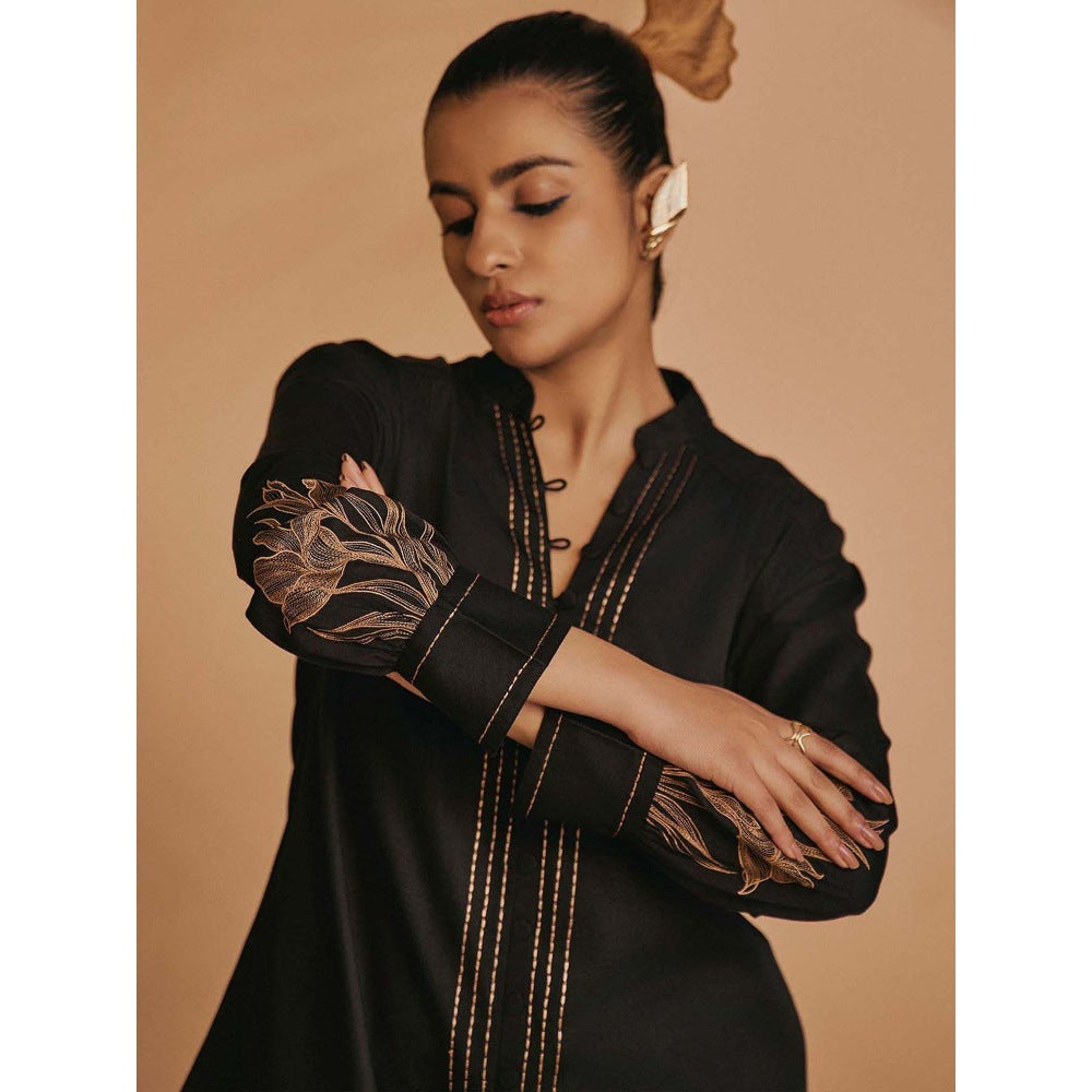 ORIGANI Women Black Embroidered Co-Ord Set