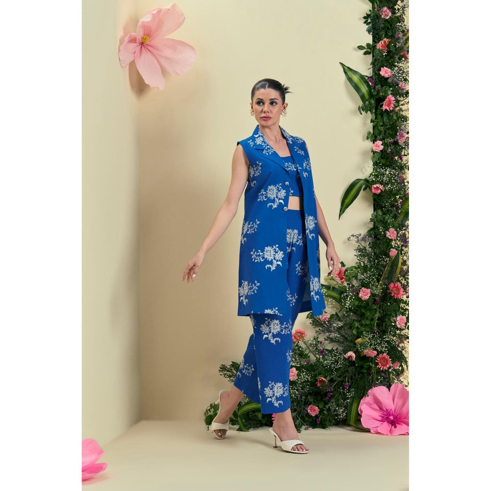 ORIGANI Women Blue Embroidered Regular Fit Co-Ord (Set of 3)