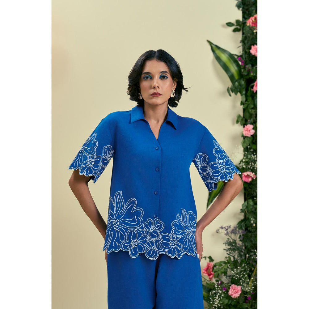 ORIGANI Women Blue Embroidered Regular Fit Co-Ord (Set of 2)