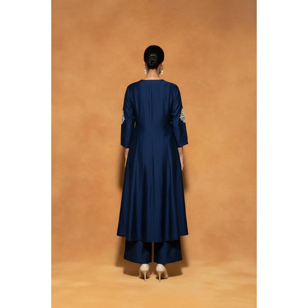 ORIGANI Blue Chanderi Silk Mandarin Neck Embroidered Kurta with Palazzo