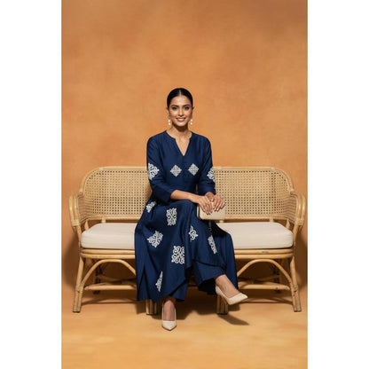 ORIGANI Blue Chanderi Silk Mandarin Neck Embroidered Kurta with Palazzo