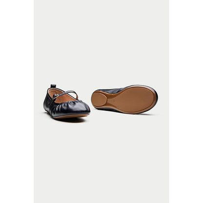 Oroh Women Carpi Casual Ballerina Black
