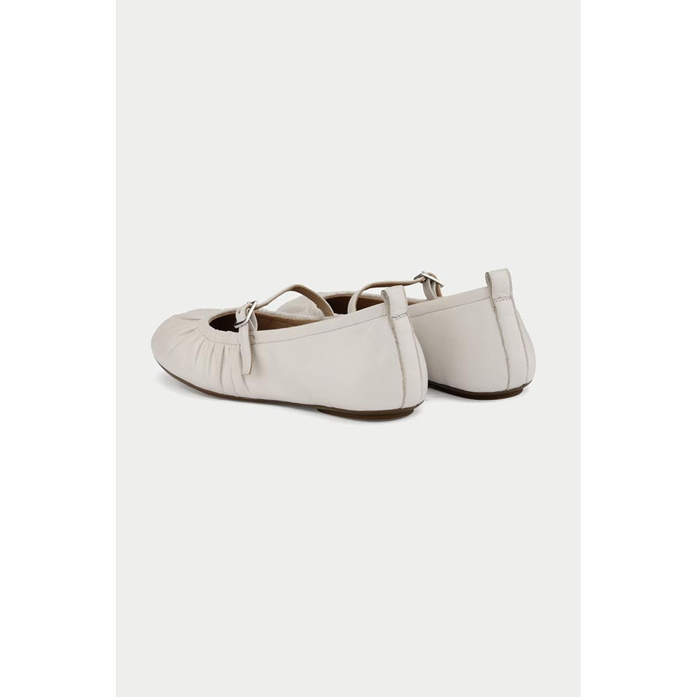Oroh Women Carpi Casual Ballerina White