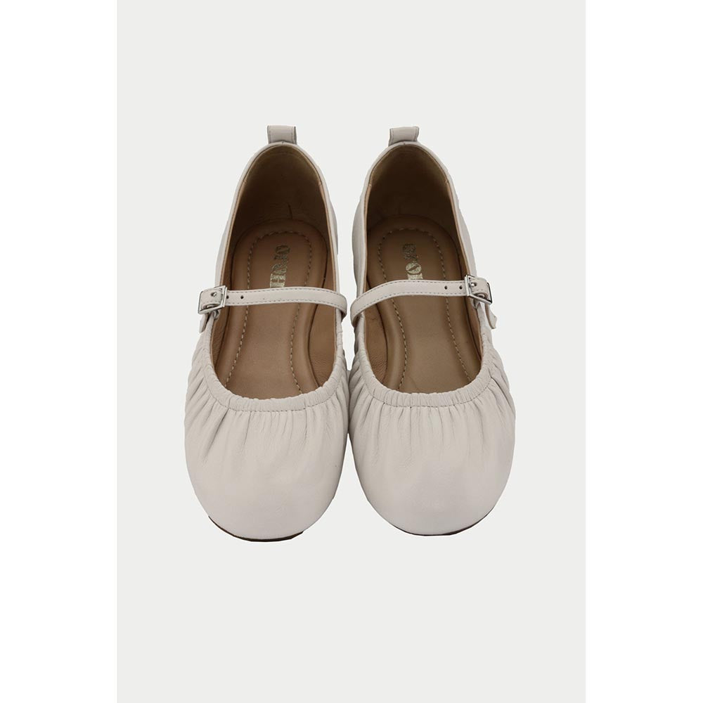 Oroh Women Carpi Casual Ballerina White