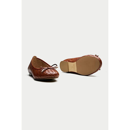 Oroh Brown Low Top Pair Of Ballerinas