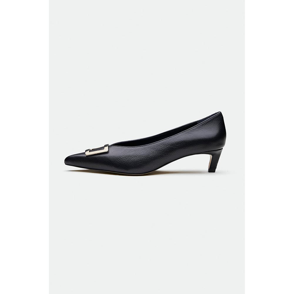 Oroh Black Slough Kitten Heels