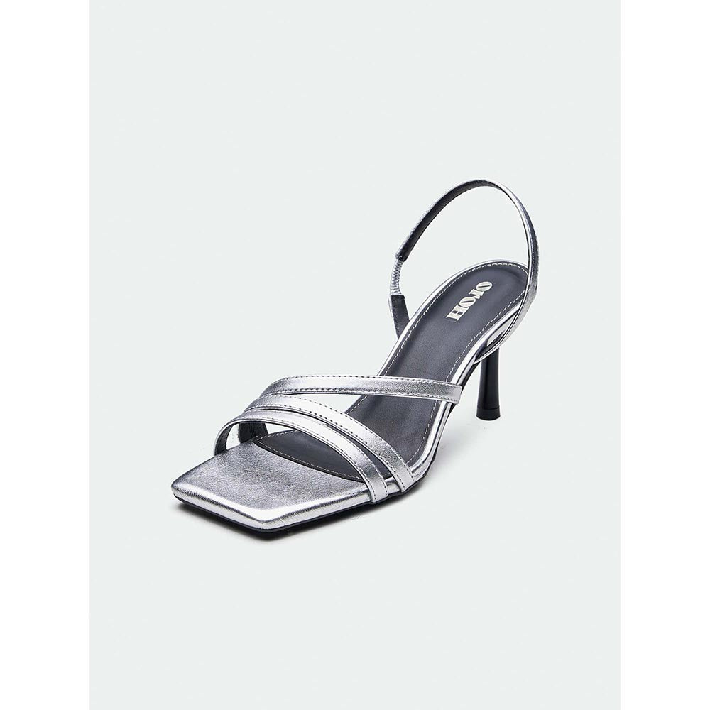 Oroh Derby Silver Heels